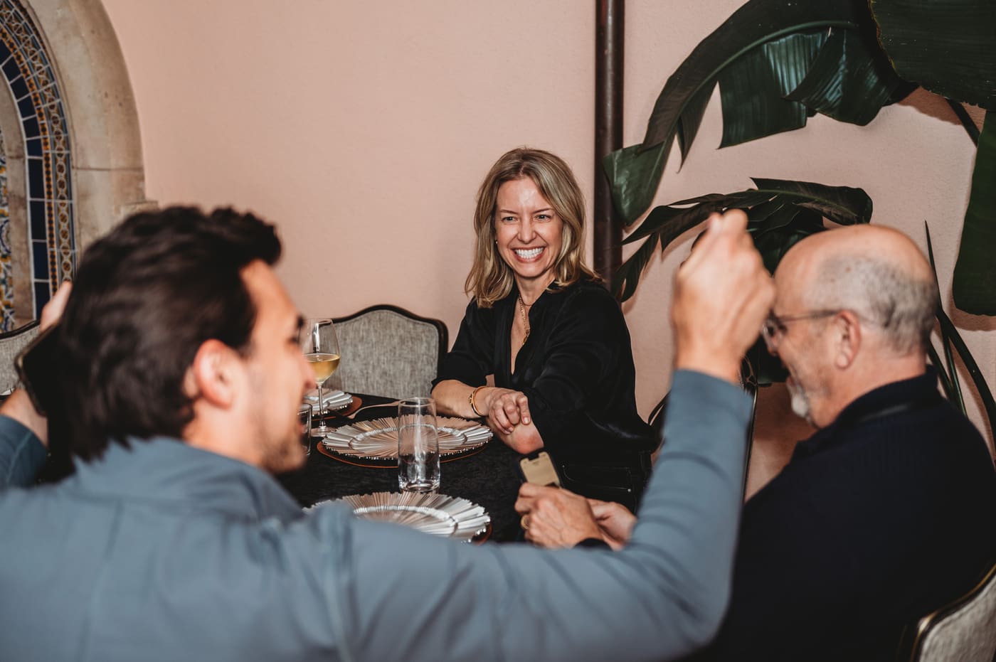 A candid moment during a FIRE Summit 2025 dinner